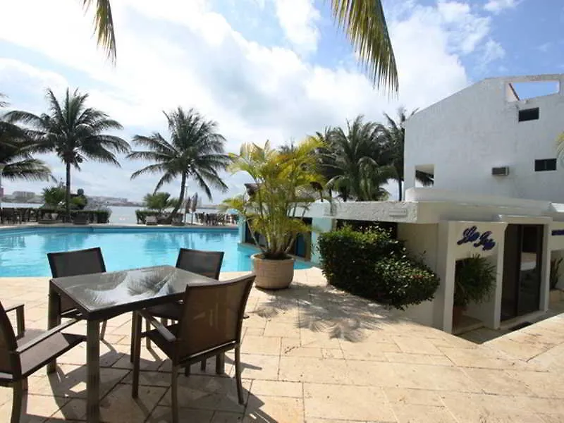 Sina Suites Cancun - Adults Only מלון